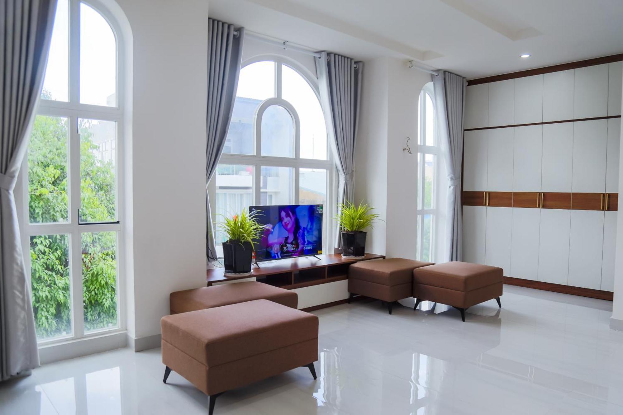 Khach San Thong Huong Hotel